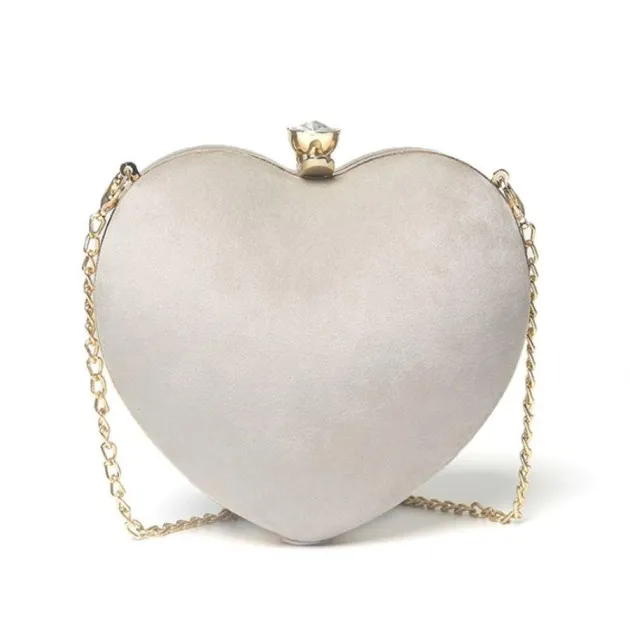 Bolso de mano con cadena en forma de corazón