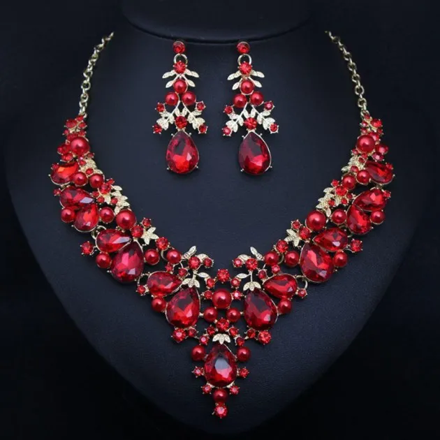 Conjunto de collar y aretes de piedras preciosas de perlas de cristal